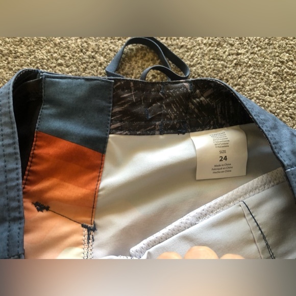 O’NEILL Swim Shorts Zapped sz 24 - Picture 4 of 5